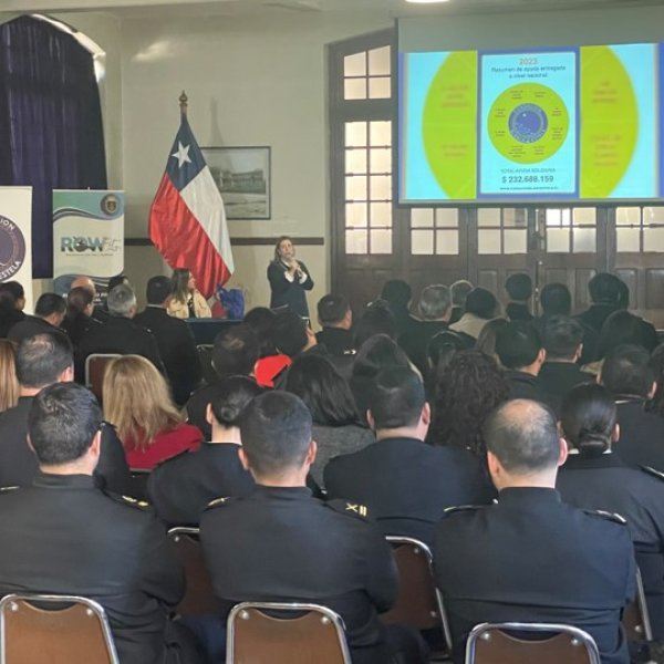 Charla a las dotaciones del Complejo de Direcciones del Personal