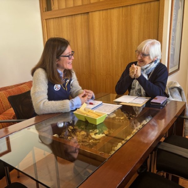 Presidenta de la Fundación “Blanca Estela” se reúne con su fundadora, Sra. Maxie Iturriaga Feilmann