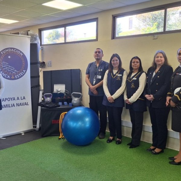 Entrega equipamiento al Servicio de Kinesiología del Hospital Naval “Almirante Nef”