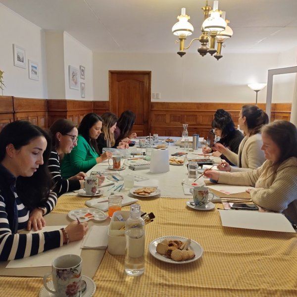 Taller de acuarela en la filial de Punta Arenas
